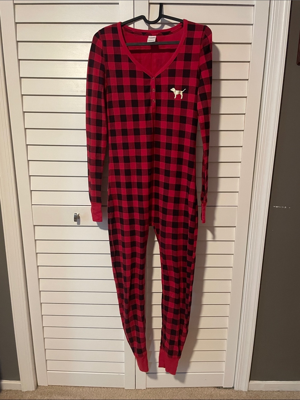 Victoria’s Secret PINK Red Black Buffalo Flannel Plaid Women’s Pajamas Onesie